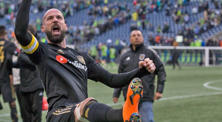 
                <strong>Innenverteidiger: Laurent Ciman (Los Angeles FC)</strong><br>
                Der belgische Nationalspieler zieht die Geschicke in der Verteidigung des neuen MLS-Vereins Los Angeles FC. Der 32-Jährige kam von Montreal Impact und ist mit seiner rustikalen Spielweise und Kopfballstärke einer der begehrtesten Verteidiger der Liga. 
              