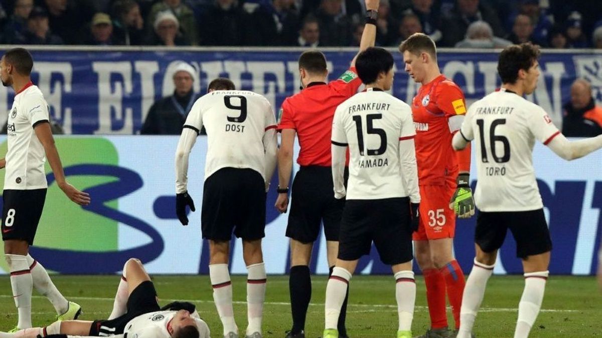 Gacinovic zog sich gegen Schalke eine Rippenprellung zu