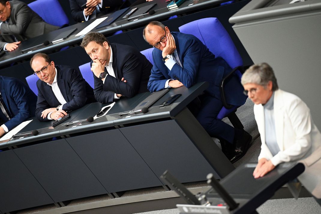 Chaotische Debatte im Bundestag: Nach stundenlangem Hin und Her wurde die Richterwahl vertragt.