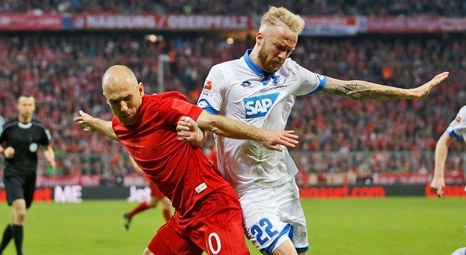 
                <strong>TSG 1899 Hoffenheim vs. FC Bayern München</strong><br>
                TSG 1899 Hoffenheim vs. FC Bayern München (Dienstag, ab 19.30 Uhr im Liveticker): Ohne Thomas Müller und Thiago tritt der FC Bayern auswärts im Kraichgau an. Müller fehlt angeschlagen nach einem Schlag auf den Knöchel, Thiago bekommt vor den Champions-League-Spielen gegen Real Madrid eine Pause. Dafür kommen Alonso und Martinez zurück. Die Chance für die TSG? Das Team von Julian Nagelsmann könnte in der nächsten Saison in der Königsklasse mitmischen - ein Sieg gegen die Bayern wäre der nächste Schritt dahin. Doch mit Lewandowski, Robben und Ribery bleiben genug mögliche Torschützen auf Seiten der Münchner. ran.de-Tipp: 2:3
              