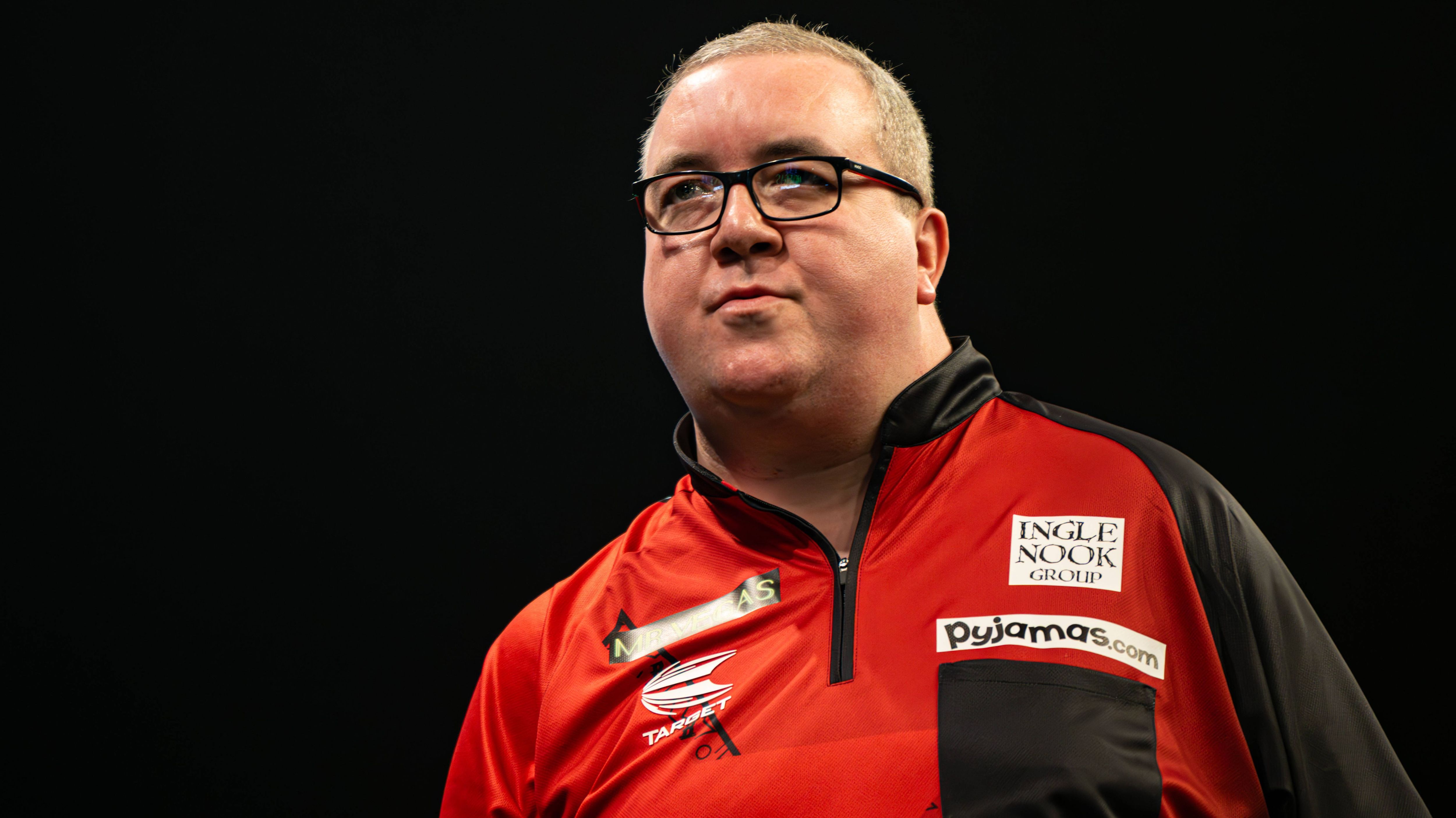 <strong>Florian Hempel</strong><br>Um am Donnerstag (<a target="_blank" href="https://www.ran.de/sports/darts/darts-wm/news/darts-wm-live-tag9-bunting-joyce-aspinall-evans-ally-pally-342885">ab 13:45 Uhr im Liveticker bei ran</a>) auch gegen seinen nächsten Gegner Stephen Bunting zu bestehen, wird er sich aber steigern müssen. Sein 91er-Average dürfte nicht reichen. Bunting brillierte gegen Ryan Joyce mit fantastischen 107 Punkten im Schnitt. Hempels Vorteil: Er weiß das Publikum hinter sich und hat durch den Zweitrunden-Erfolg Selbstbewusstsein getankt.