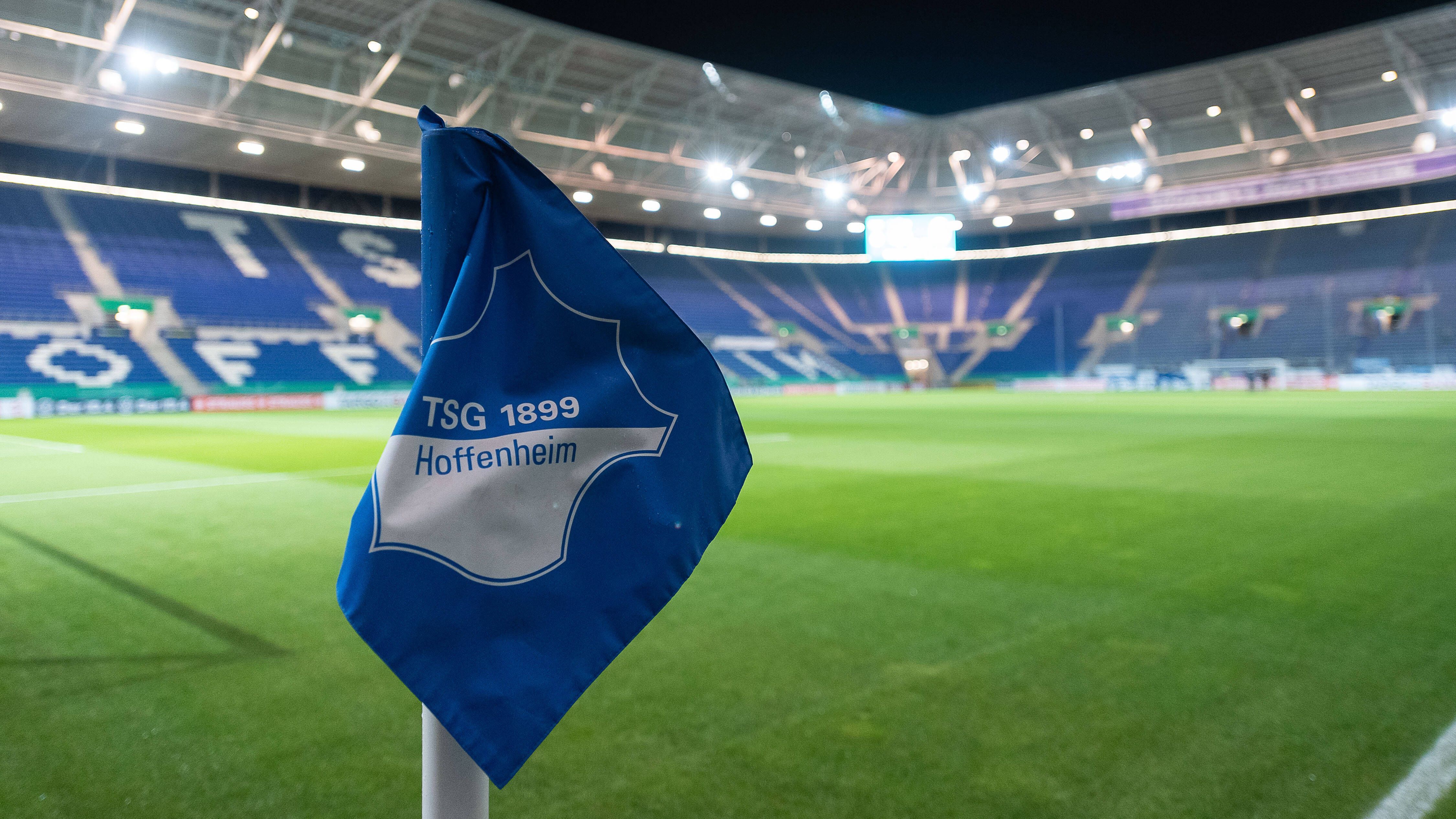 <strong>Platz 6: TSG Hoffenheim (1. Juli 1899)</strong><br>Auch die TSG Hoffenheim startete als Turnverein. Die Fußballabteilung kam dann 1921 dazu. Nach dem Zweiten Weltkrieg vereinten sich beide Vereine zur heutigen "Turn- und Sportgemeinschaft 1899 Hoffenheim".<br><br><strong>Saisons in der Bundesliga: 16</strong>