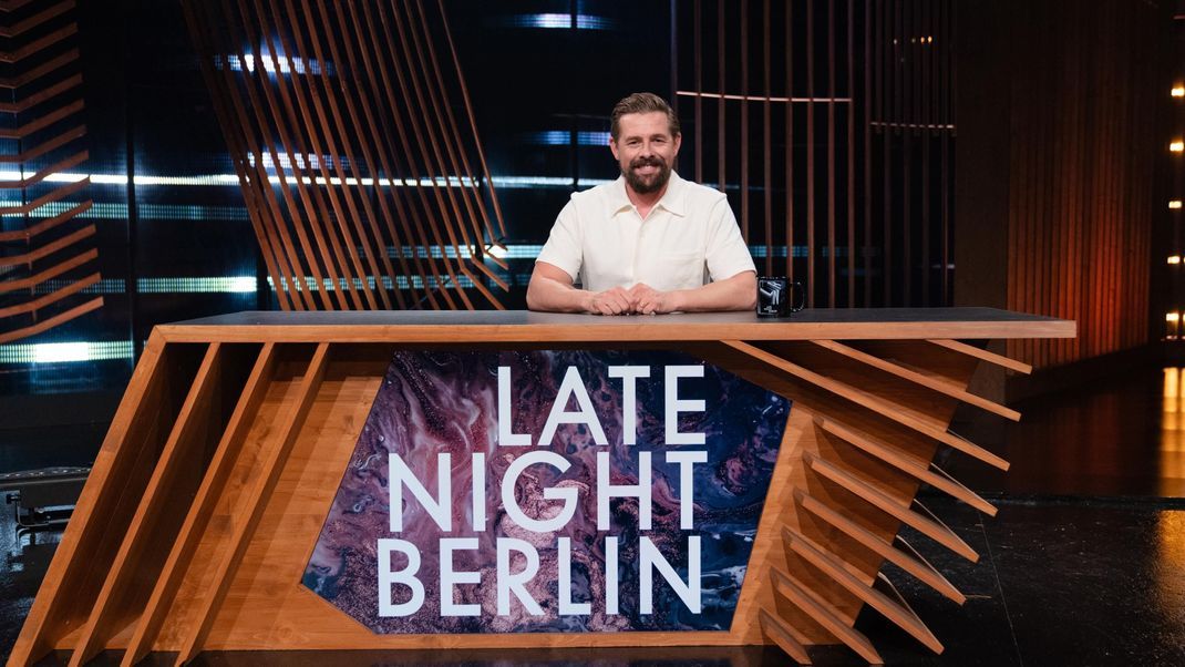 "Late Night Berlin" mit Klaas Heufer-Umlauf ist zurück mit 15 neuen Folgen.