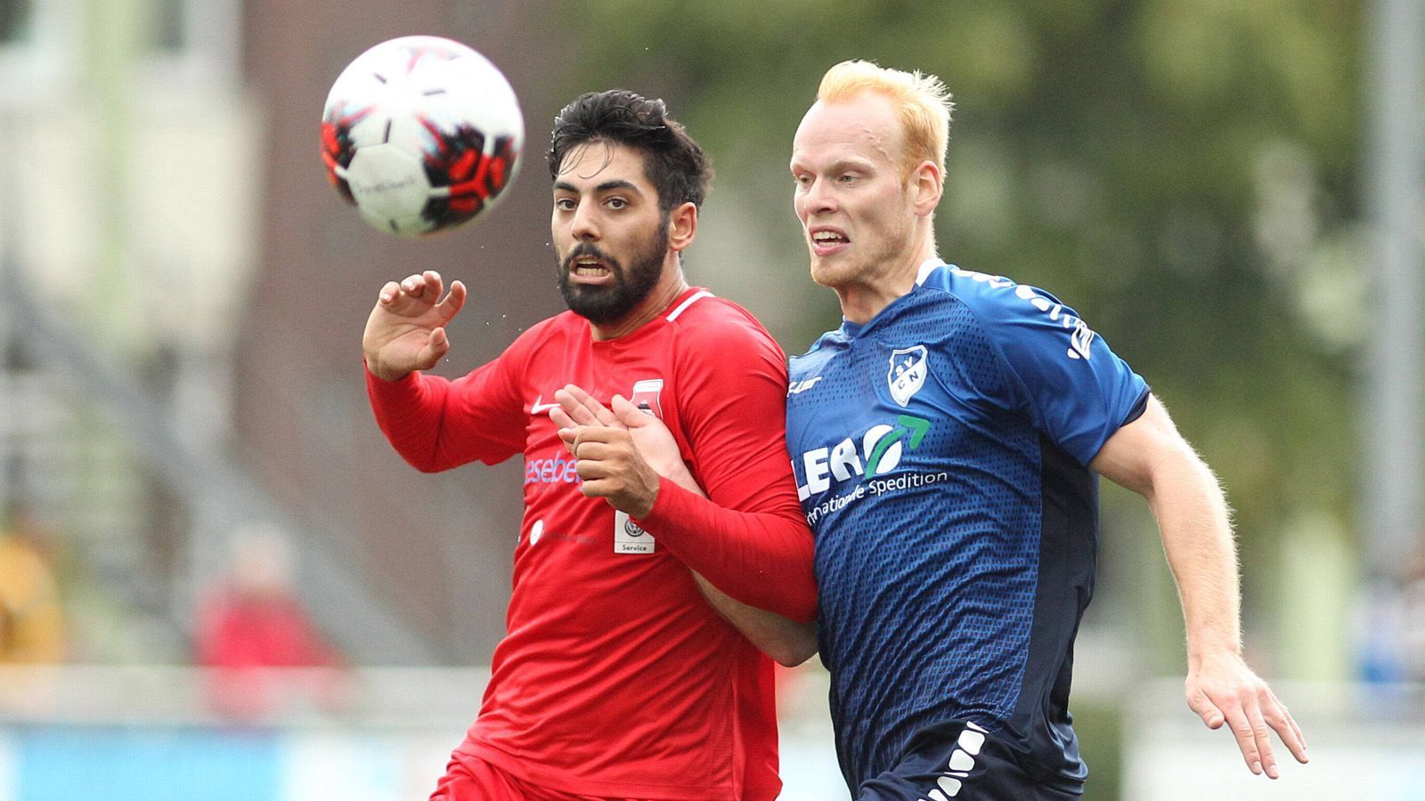 
                <strong>Hygienekonzept als Voraussetzung für Spielerlaubnis</strong><br>
                Spannend wird es vor allem in Hamburg, Mecklenburg-Vorpommern, Saarland und Württemberg. In diesen Bundesländern muss erst das Viertelfinale noch ausgetragen werden. Voraussetzung für die Spielerlaubnis: Bis Mitte August müssen die Mannschaften ihre Spielstätte nennen und ein Hygienekonzept mit den Behörden ausarbeiten. 
              