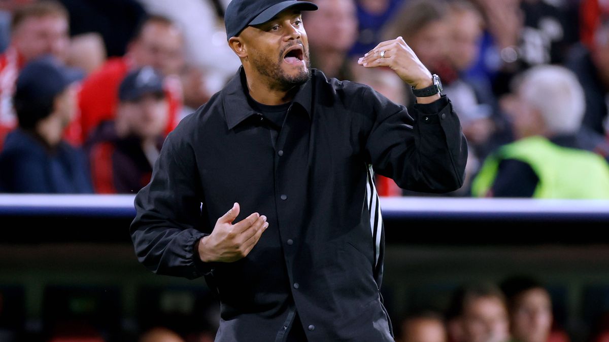 KOMPANY Vincent Trainer Team FC Bayern Muenchen UEFA Championsleague Saison 2025 - 2026 Vorrunden Spiel FC Bayern Muenchen - FC Chelsea 3 : 1 am 17.09.2025 in Muenchen DFL REGULATIONS PROHIBIT ANY ...