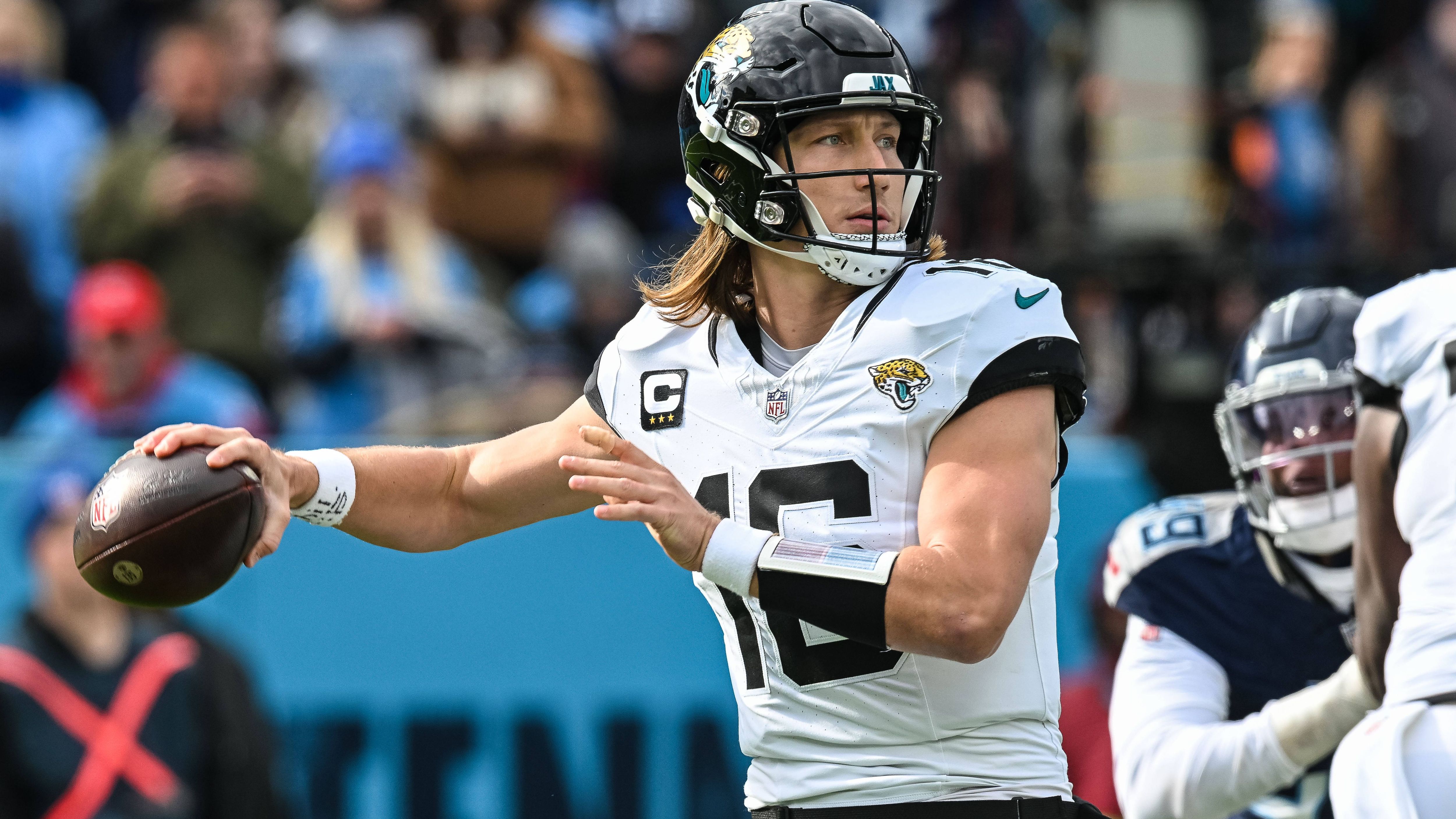 <strong>Platz 12 (geteilt): Jacksonville Jaguars</strong><br>Gesamtentfernung: 326 Yards<br>Passing Touchdowns insgesamt: 22<br>Häufig eingesetzter Quarterback: Trevor Lawrence (21 TDs in 16 Spielen)