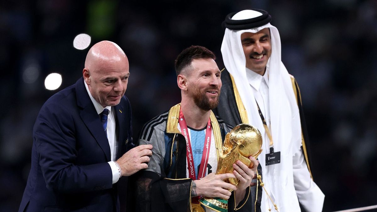 Messi Infantino Emir