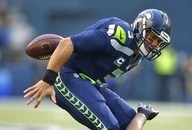 
                <strong>Russell Wilson</strong><br>
                Der 25-Jährige spielt seit seiner Ankunft in der NFL vor zwei Jahren auf hohem Niveau. Allerdings zeigt Wilsons Formkurve trotz starker Aktionen in den Playoffs stetig nach unten. Im NFC-Finale fumbelte er beim ersten Play. Seattles Defense sorgte aber noch für den Super-Bowl-Einzug.
              
