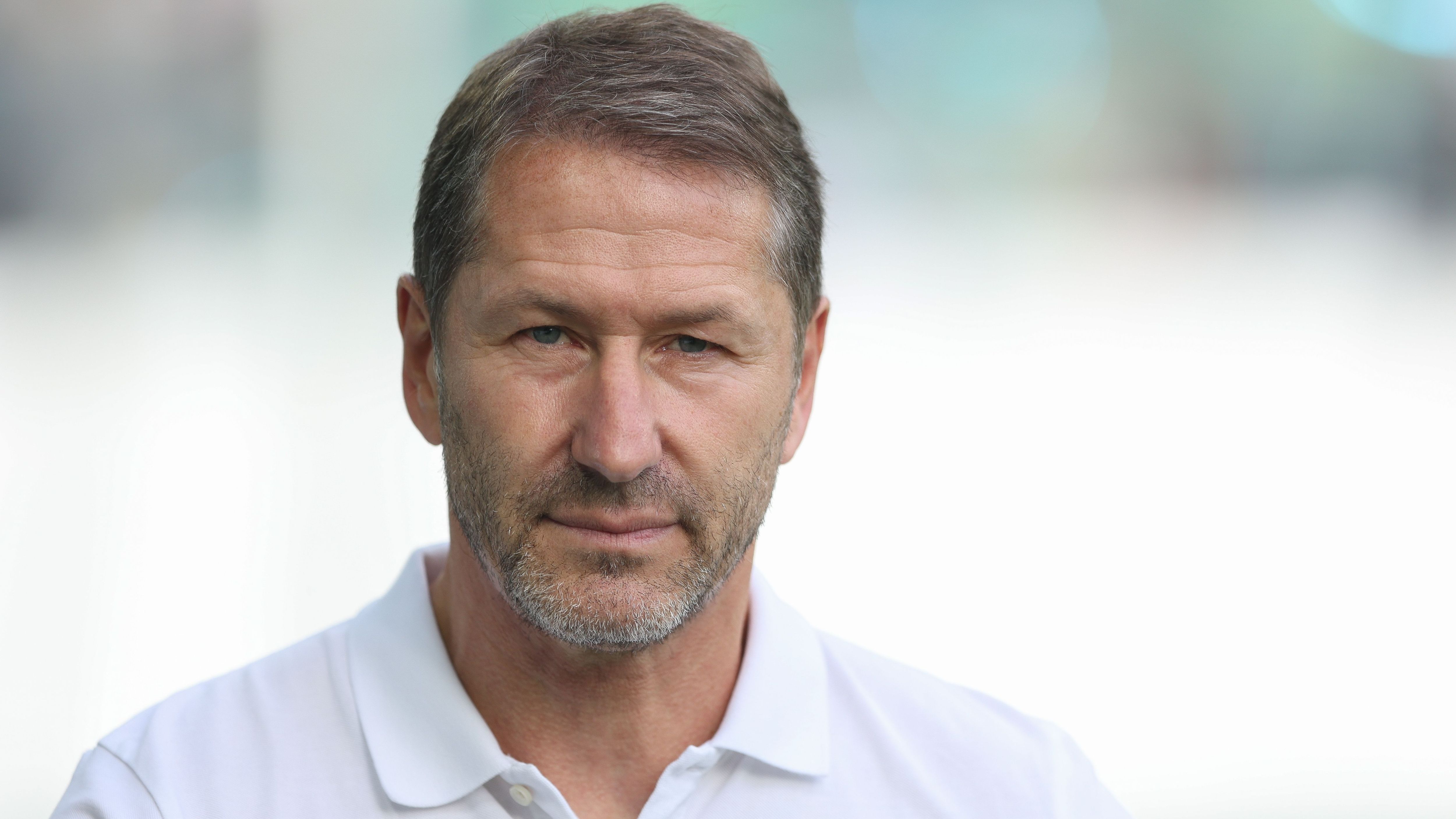 <strong>Franco Foda (zuletzt FC Zürich)</strong><br>Ebenfalls laut "Bild" ist der ehemalige österreichische Teamchef Foda im Gespräch. Der 57-Jährige war die meiste Zeit seines Trainerlebens bei Sturm Graz tätig, insgesamt drei Amtszeiten absolvierte er dort als Chefcoach. Seine einzige Trainerstation in Deutschland war der 1. FC Kaiserslautern in der Saison 2012/13.