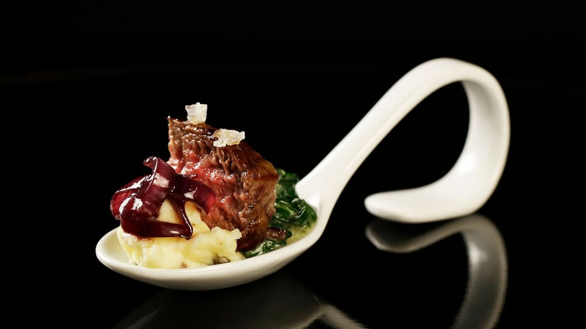 The-Taste-Stf01-Epi01-Casting-Tournedos-Fares-Abdalla-01-SAT1