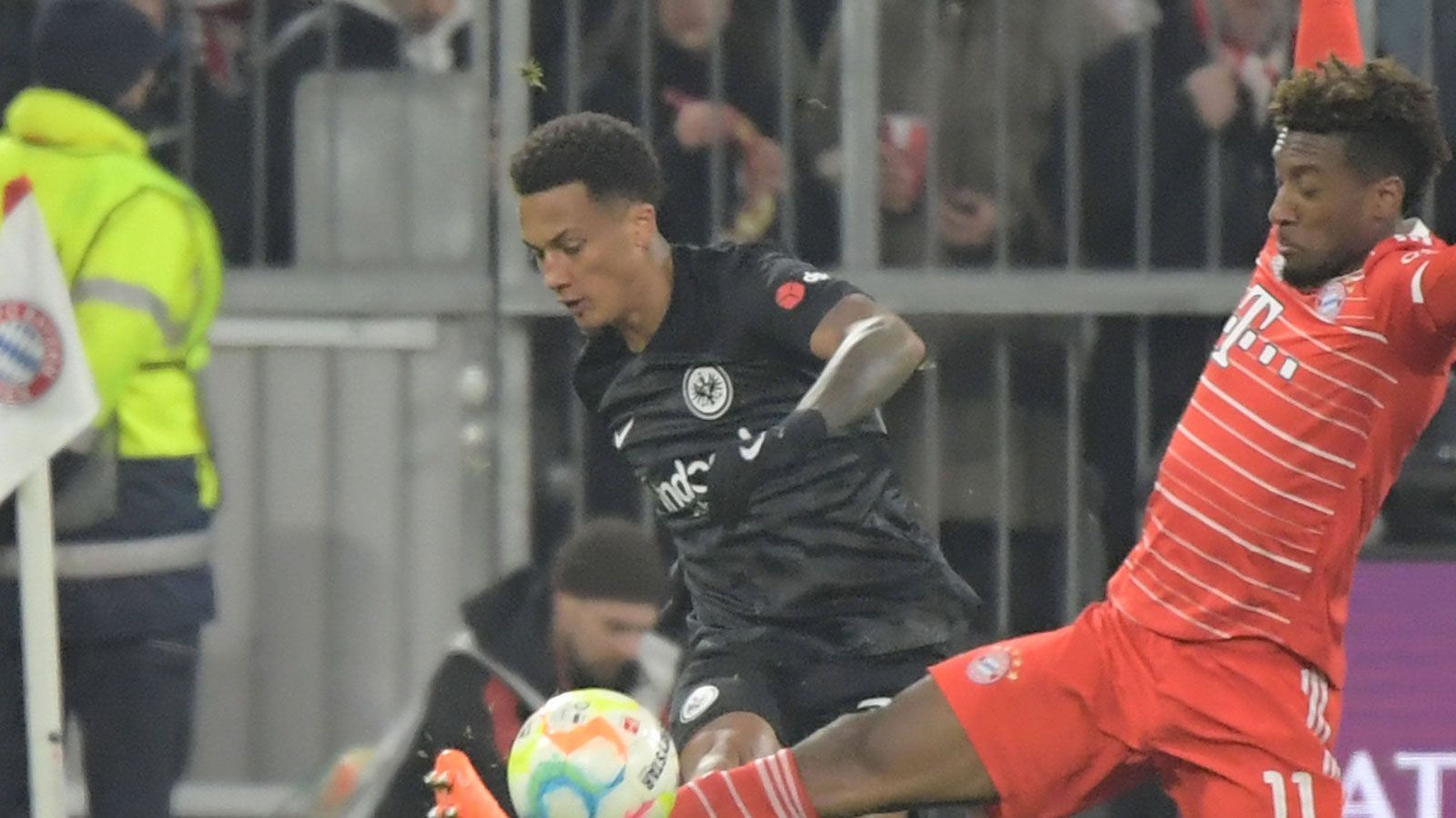 
                <strong>Tuta (Eintracht Frankfurt)</strong><br>
                Der größte Wackelkandidat in der Frankfurter Defensive. Kommt häufig zu spät und wirkt oft überfordert. ran-Note: 5
              