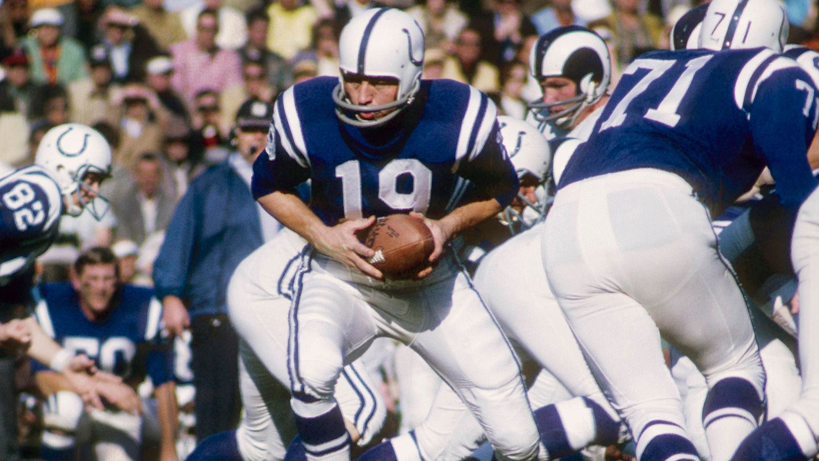 
                <strong>Los Angeles Rams - Johnny Unitas</strong><br>
                39 Touchdown-Pässe
              