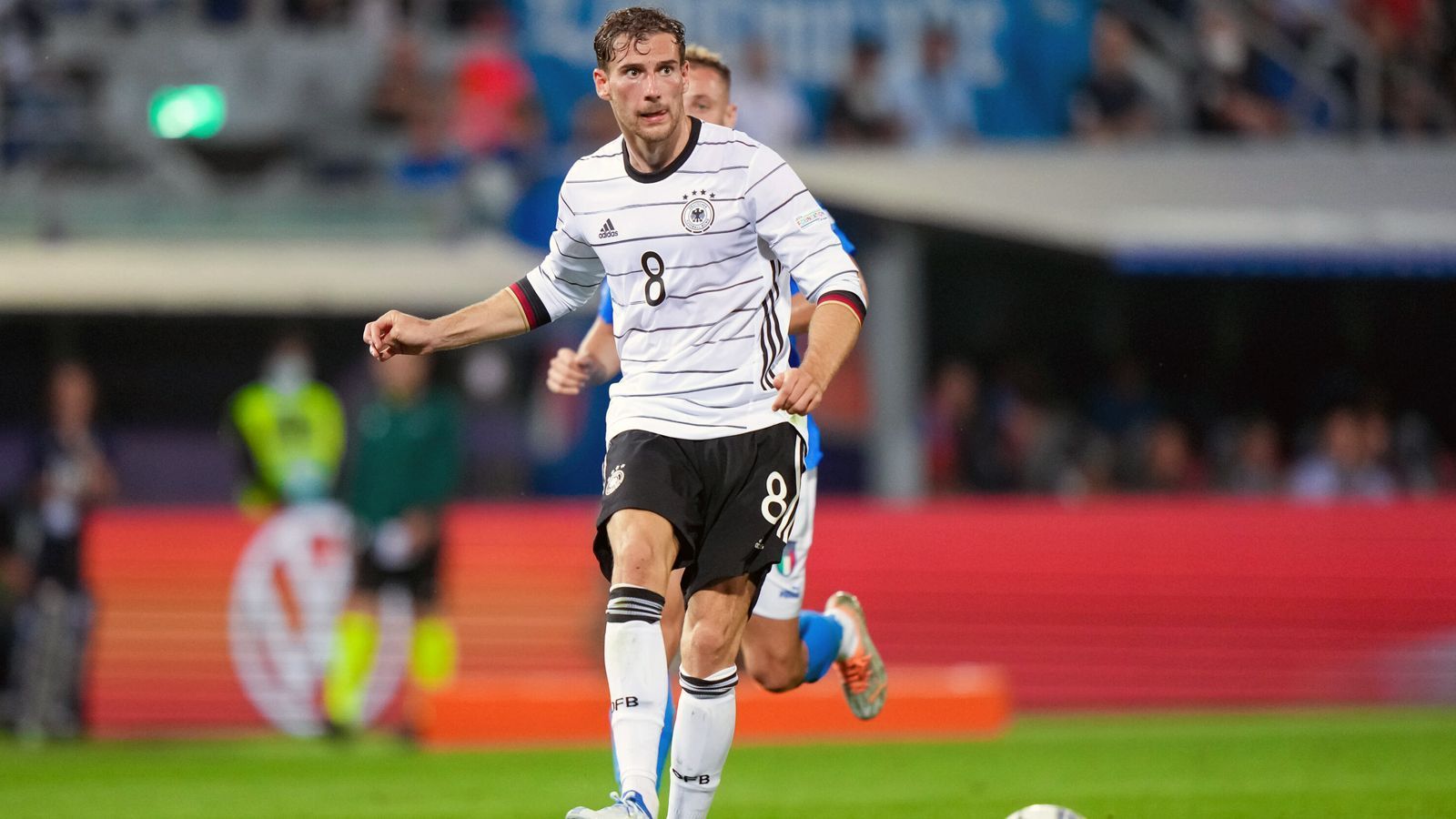
                <strong>Leon Goretzka</strong><br>
                Ersetzt Müller in der Schlussviertelstunde, fällt aber nicht mehr groß auf. ran-Note: ohne Bewertung
              