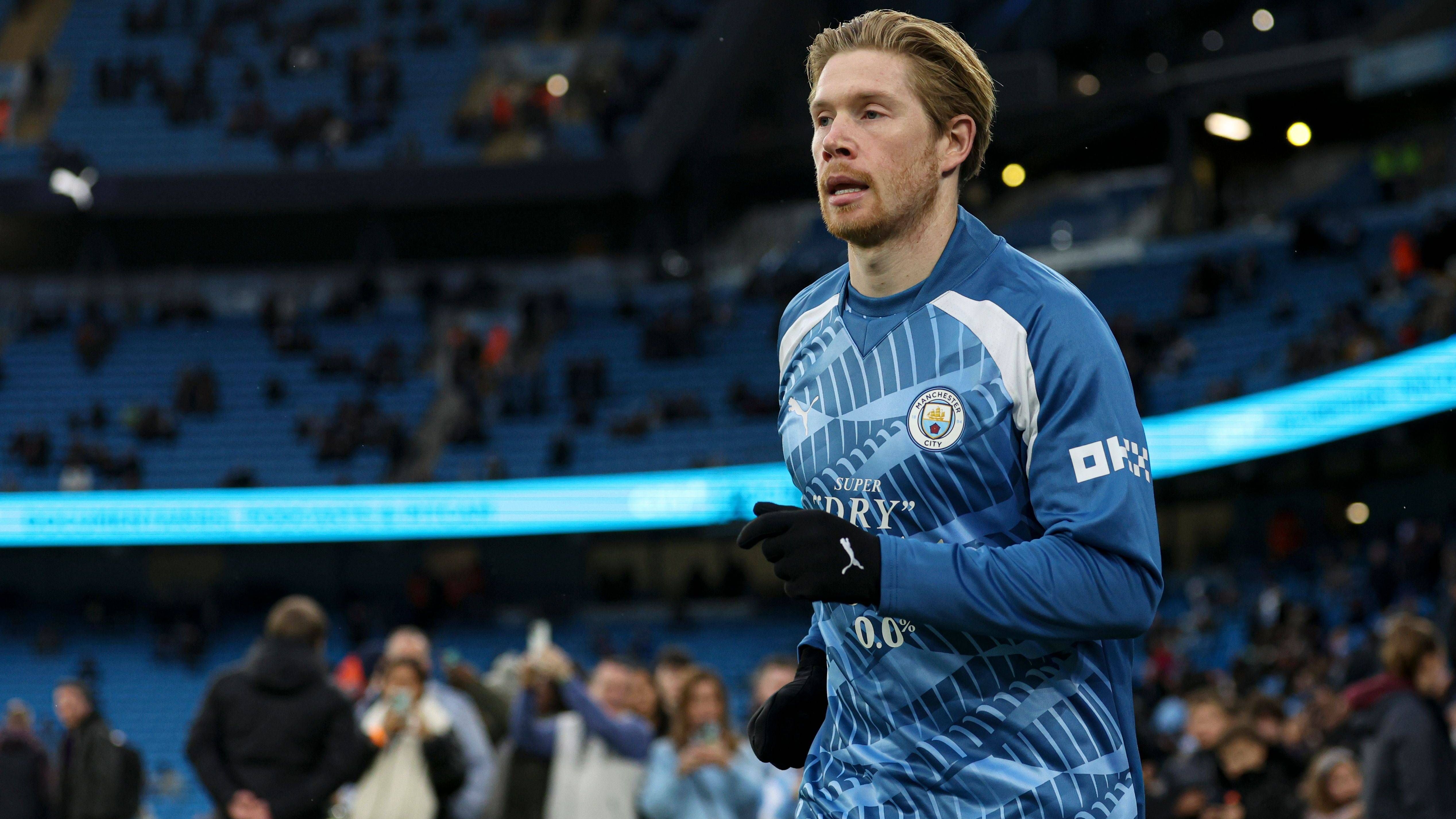 <strong>Zentrales Mittelfeld (Achter links)</strong><br>Spieler: Kevin de Bruyne<br>Spielte unter anderem für: Manchester City, VfL Wolfsburg, Werder Bremen<br>Nationalmannschaft: Belgien