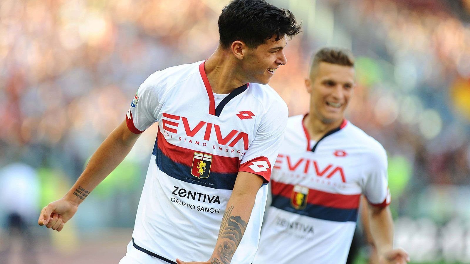 
                <strong>Pietro Pellegri (l.)</strong><br>
                Geburtstag: 17. März 2001Erstes Tor in der Serie A: für den FC Genua beim 2:3 bei der AS Rom am 28. Mai 2017
              