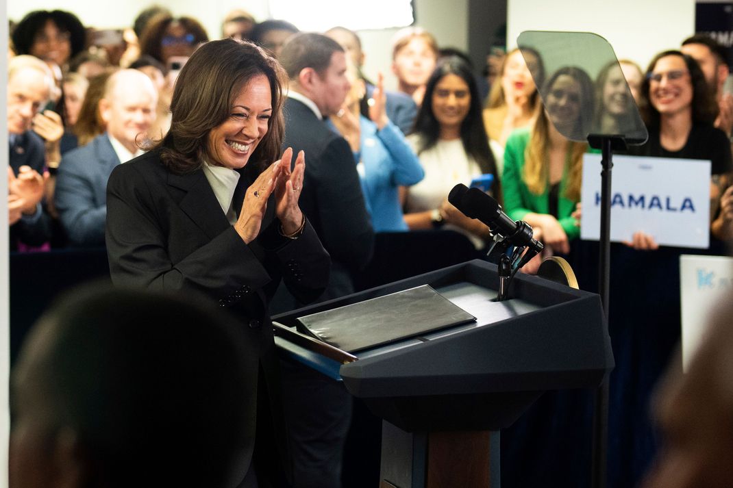 Nach Bidens Rückzug aus dem Rennen um das Weiße Haus wächst die Unterstützung für Harris als Kandidatin der Demokraten. Entscheidend sind die Stimmen der Delegierten.