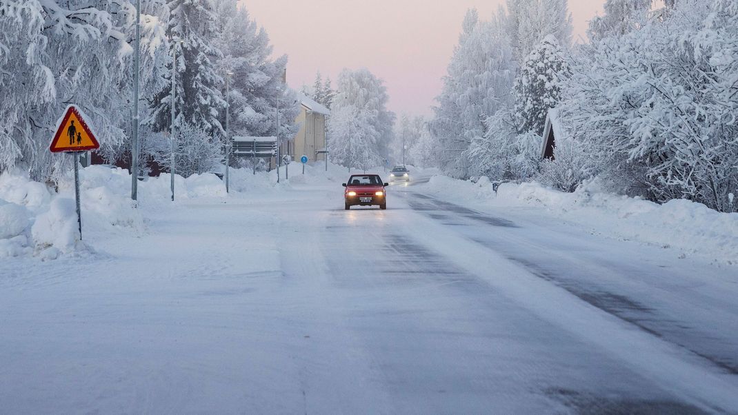 In der kleinen nordschwedischen Ortschaft Kvikkjokk in Lappland wurden minus 43,6 Grad Celsius gemessen. Die kälteste Januarnacht seit 25 Jahren.