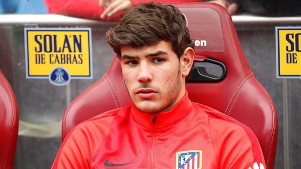 
                <strong>Platz 10 - Atletico Madrid</strong><br>
                Transfereinnahmen für U21-Talente seit 2007: 33 Millionen EuroBeispiele von U21-Transfers: Theo Hernandez zu Real Madrid
              