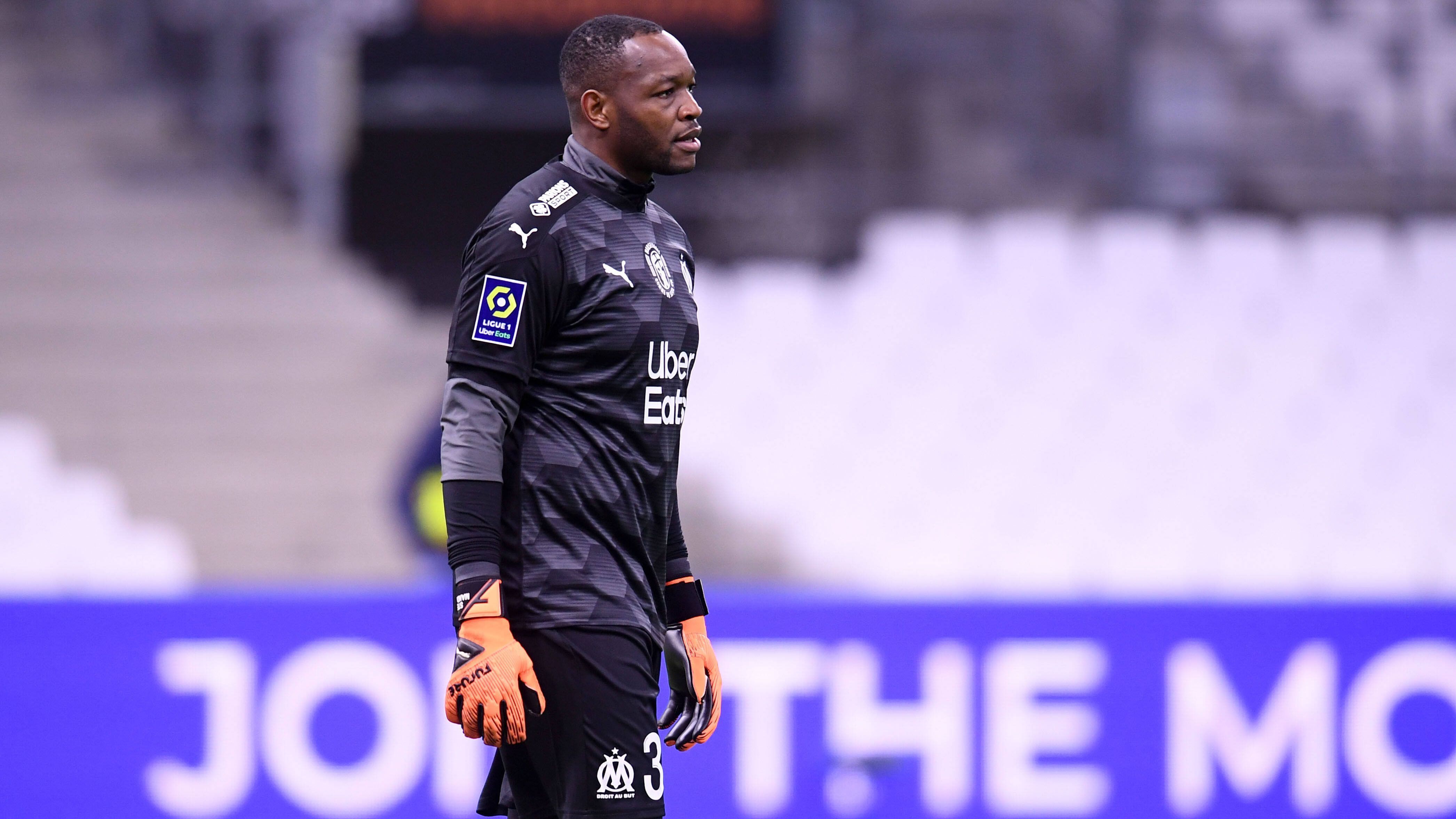 
                <strong>Torhüter: Steve Mandanda (Olympique Marseille)</strong><br>
                Der mittlerweile 35-Jährige ist seit Jahren die Stammkraft im Tor der Franzosen. Für die Nationalmannschaft reichte es zuletzt aber nur selten. Warum Mandanda den Vorzug vor einem Torwart wie Jan Oblak (Atletico Madrid) erhält, weiß wohl nur EA.
              