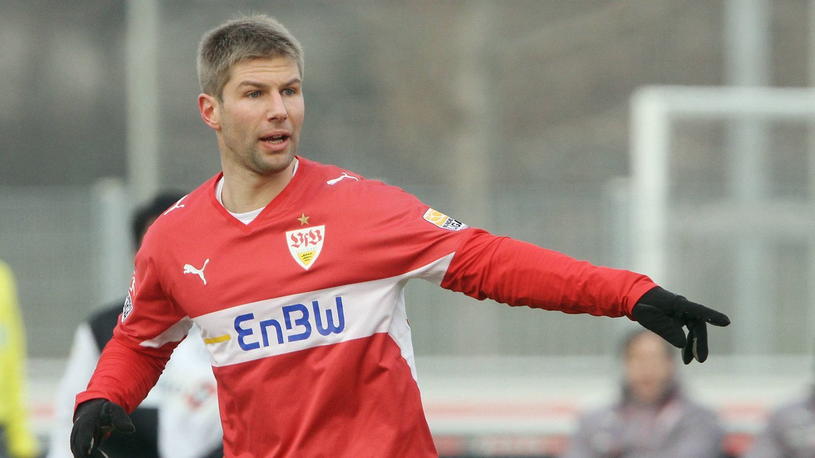 
                <strong>Thomas Hitzlsperger</strong><br>
                &#x2022; FC Bayern München: 1989 bis 2000 (Junioren) -<br>&#x2022; VfB Stuttgart: 2005 bis 2010<br>
              