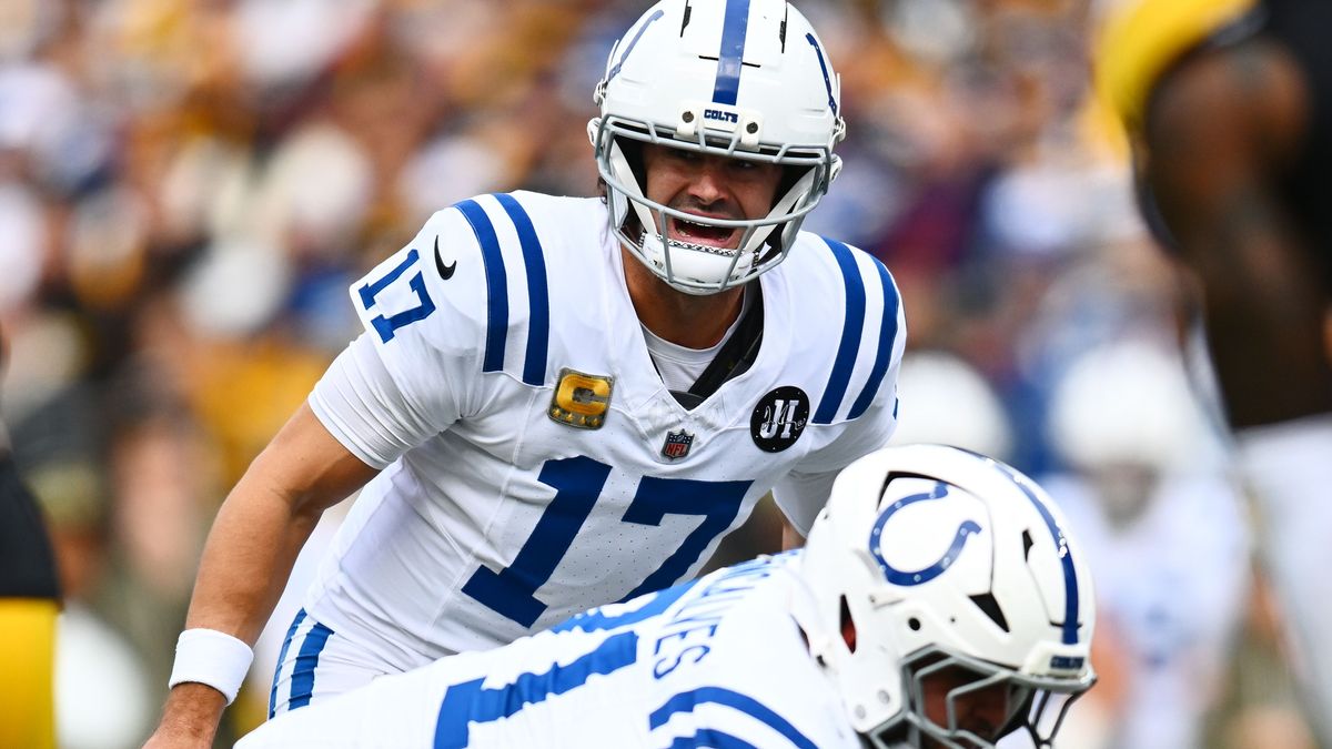 Indianapolis Colts v Pittsburgh Steelers