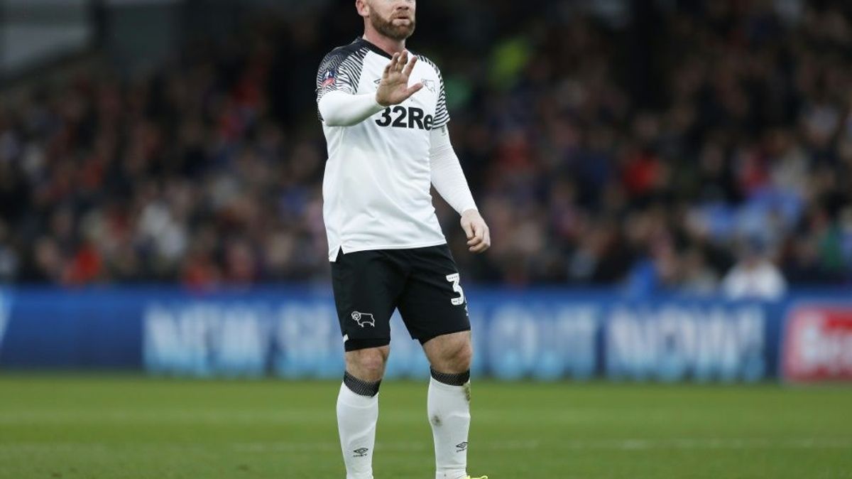 Rooney kann Debatte über Gehaltsverzicht nicht verstehen