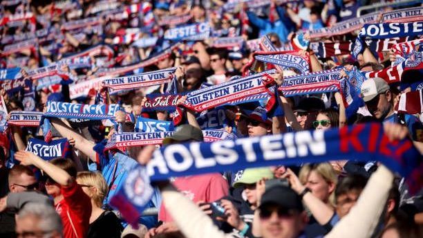 <strong>Platz 8 (geteilt): Holstein Kiel</strong><br>- Liga: 1. Bundesliga<br>- Preis: 17 Euro