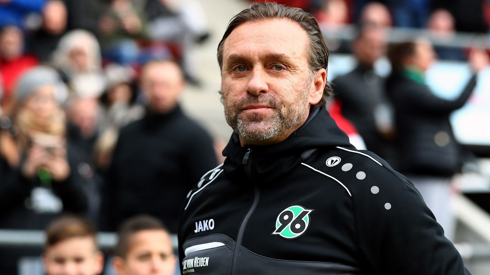 
                <strong>Platz 3 - Hannover 96</strong><br>
                Trainerwechsel seit 1963: 51Aktueller Trainer: Thomas DollIm Amt seit: Januar 2019
              