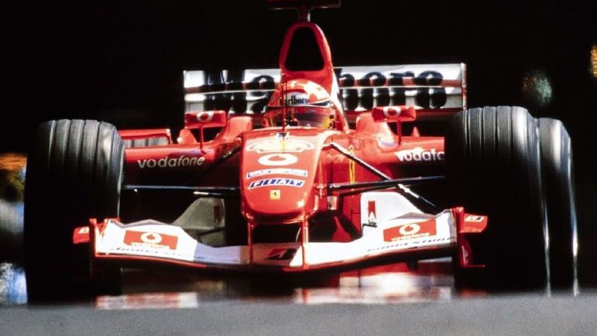 Michael Schumacher im Ferrari F2001 auf dem Weg zum Sieg beim Formel-1-Rennen in Monaco 2001