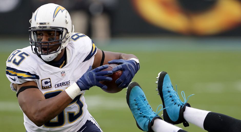 
                <strong>Antonio Gates (Los Angeles Chargers)</strong><br>
                Antonio Gates zählt zu den besten Tight Ends aller Zeiten. Gemeinsam mit Tony Gonzalez hält er den Rekord für die meisten Touchdowns (111) auf dieser Position und steht damit sogar an Rang sechs der Career-Receiving-Touchdown-Liste. Sollte Gates nach der Saison seine Schuhe an den Nagel hängen, darf er sich wohl über einen zukünftigen Platz in der NFL-Ruhmeshalle freuen.
              