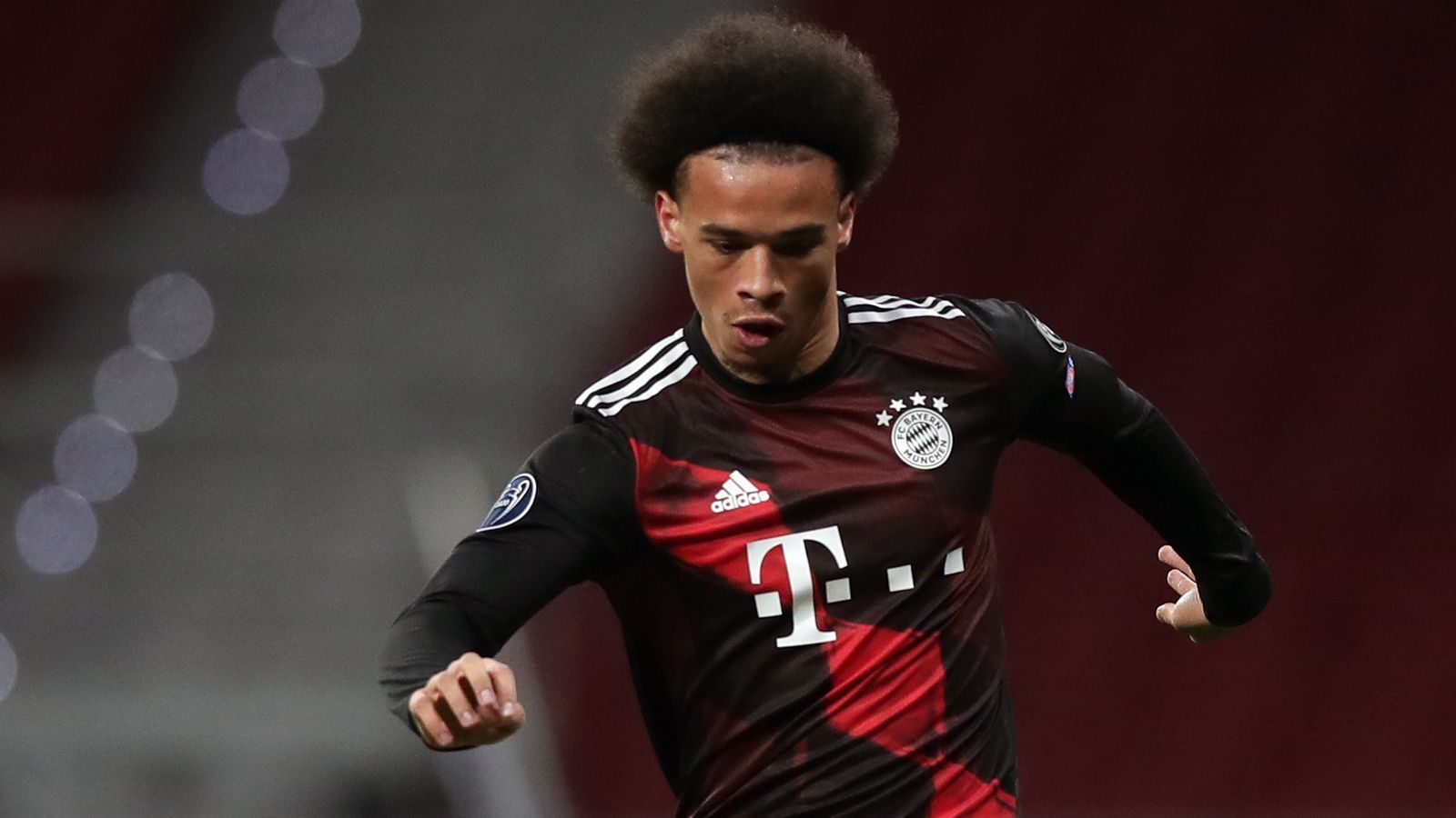 
                <strong>Leroy Sane</strong><br>
                Kommt in der 62. Minute für Musiala in die Partie. Kann nur wenig Werbung für sich betreiben. Kurz vor Schluss vergibt er die Riesenchance zum 2:1, weil Luthe rettet. ran-Note: 4
              