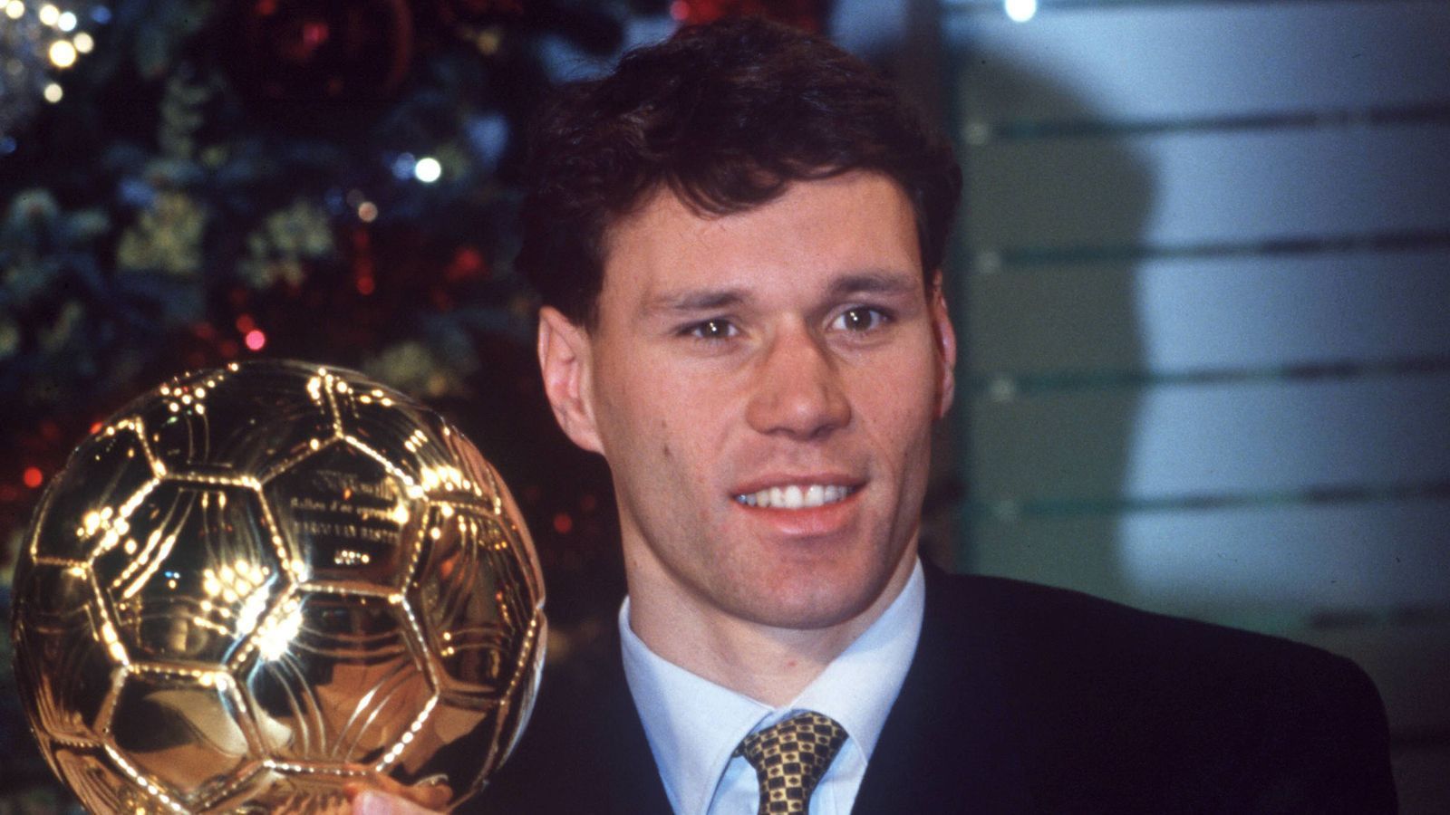 <strong>1992: Marco van Basten (AC Mailand)</strong><br>- 2. Platz: Hristo Stoichkov (FC Barcelona)<br>- 3. Platz: Dennis Bergkamp (Ajax Amsterdam)