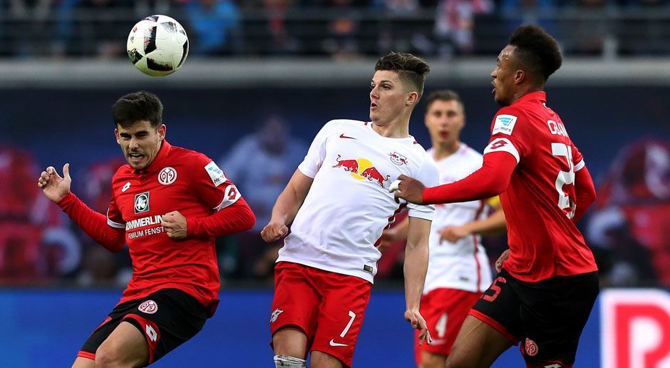 
                <strong>1. FSV Mainz 05 vs. RB Leipzig</strong><br>
                1. FSV Mainz 05 vs. RB Leipzig (Mittwoch, ab 19.30 Uhr im Liveticker): Mainz steckt in der Krise, Leipzig ist nach dem 4:0 gegen Darmstadt zurück auf der Erfolgsspur. Die Vorzeichen sprechen also klar für den Aufsteiger, auch wenn RB auswärts antreten muss. In Mainz würde eine erneute Niederlage die Diskussionen um Trainer Martin Schmidt noch lauter werden lassen - ein Sieg wäre eine echte Überraschung. ran.de-Tipp: 0:3
              