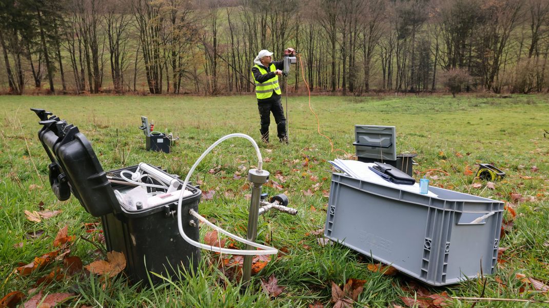 Bohrungen an der Nesselbachwiese in Thüringen zur Messung von Radon. 