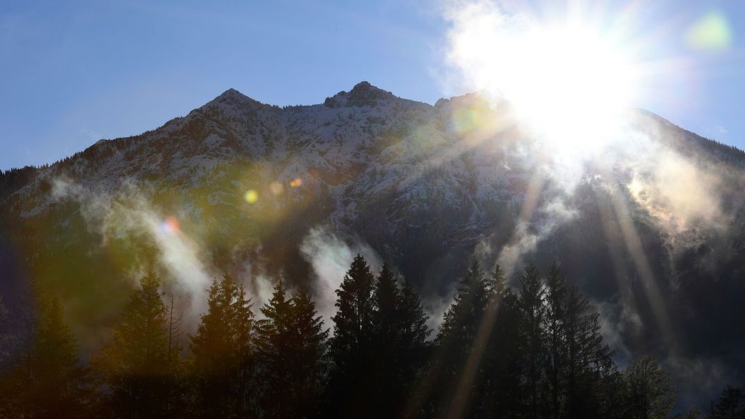 Morgennebel am Karwendelgebirge