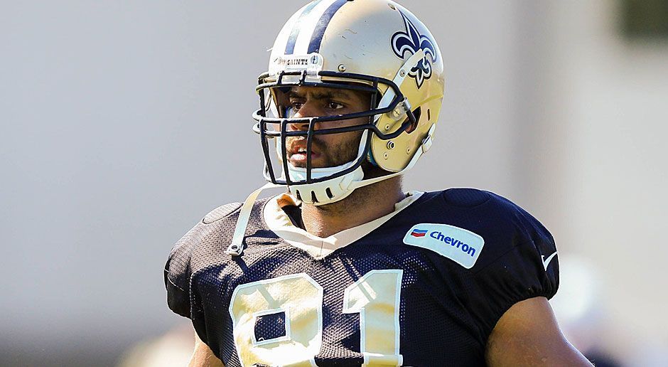 
                <strong>Kasim Edebali</strong><br>
                Kasim Edebali: In drei Jahren bei den Saints verpasste er nicht eine Partie. Allerdings war Edebali auch nur in zwei Spielen als Starter gefragt. Zuletzt musste er sich mit Einsätzen im Special Team begnügen, zählte in der Formation aber zu den Top-Spielern und stand bei mehr als der Hälfte der Snaps auf dem Platz. Seine Formkurve zeigte dennoch deutlich nach unten: Elf Tackles und ein Sack waren jeweils seine schlechteste Ausbeute. Nach seiner Entlassung griffen die Broncos zu und statteten ihn mit einem Vertrag für die Saison 2017 aus. Seine Chancen auf die Berufung in den Kader sind absolut intakt.
              