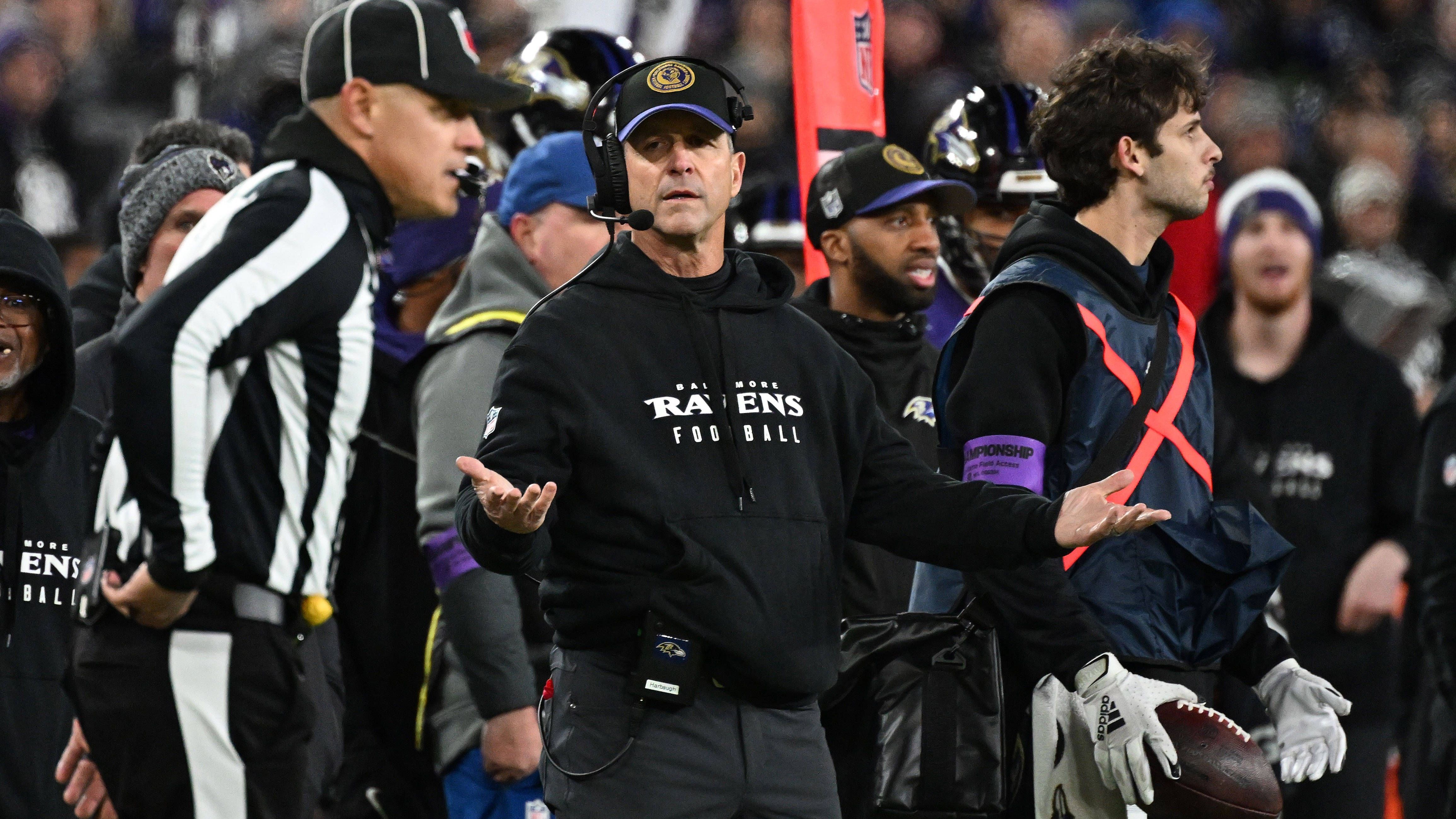 <strong>John Harbaugh</strong>&nbsp;<br>Seit dem Jahr 2008 steht John Harbaugh bei den Baltimore Ravens als Head Coach an der Seitenlinie, gewann mit dem Team 2012 den Super Bowl. Auch er hat eine gemeinsame Vergangenheit mit Reid, so war er von 1998 bis 2007 unter dem heutigen Chiefs-Coach als Assistenztrainer in Philly angestellt.