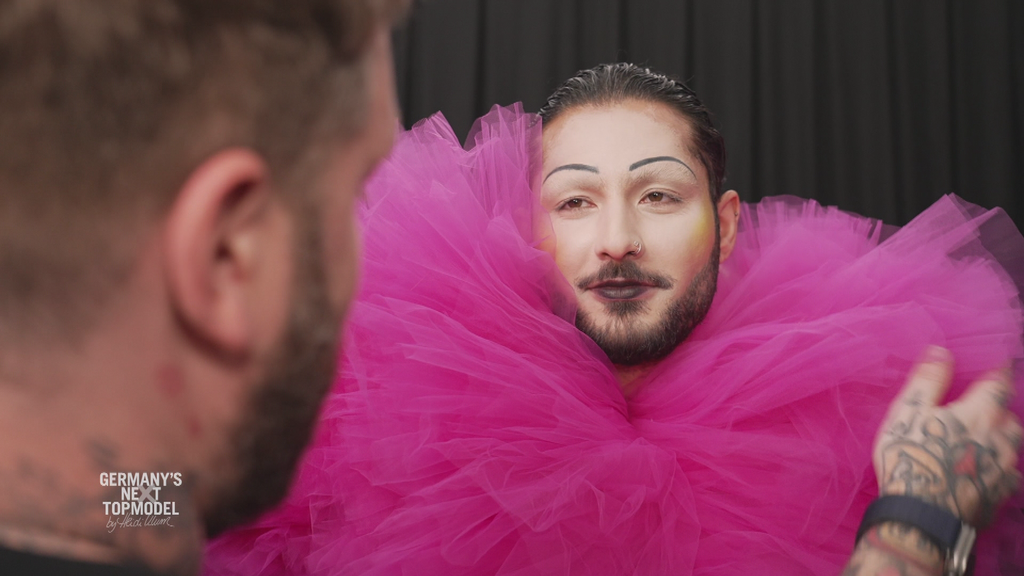 "Es sah einfach kacke aus": Kandidat weigert sich, Designs zu tragen