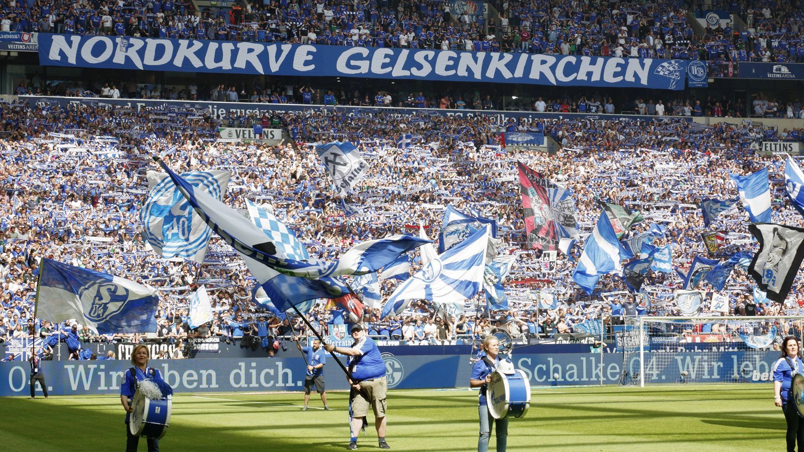 
                <strong>Platz 27: FC Schalke 04</strong><br>
                Durchschnittlicher Ticketpreis: 31,60 Euro
              