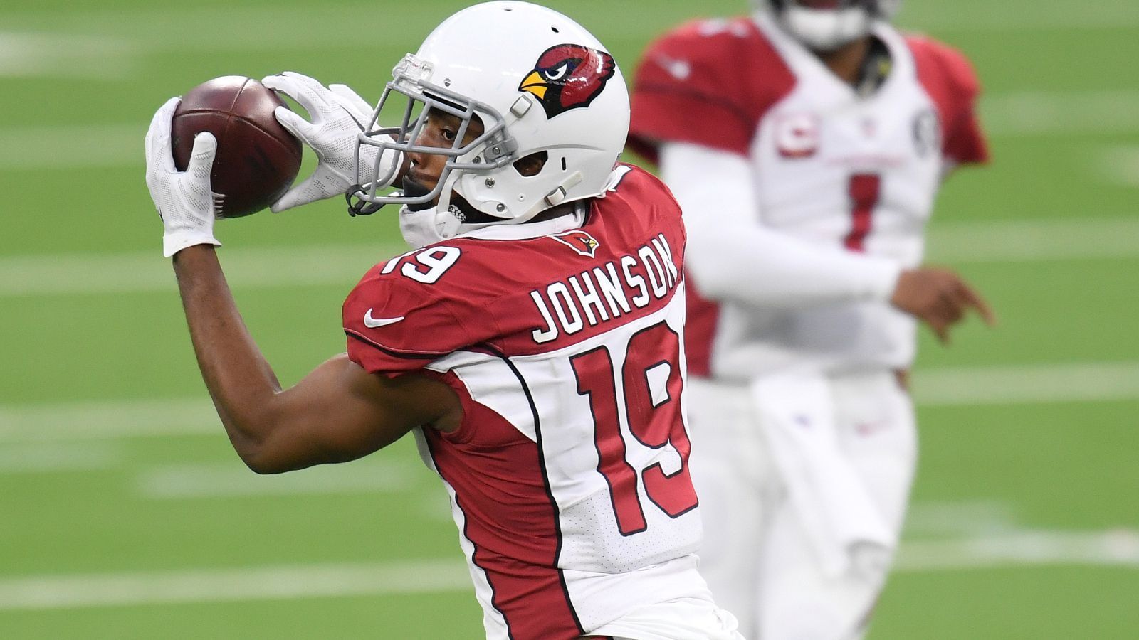 
                <strong>San Francisco 49ers (NFC West): KeeSean Johnson</strong><br>
                In der Offseason kam mit KeeSean Johnson ein weiterer Wide Receiver von den Philadelphia Eagles zu den San Francisco 49ers. Johnson spielte zwar keinen Snap in der Saison 2021, bringt aber eine hohe Geschwindigkeit sowie gutes Route Running mit, was Neu-Quarterback Trey Lance in seinem ersten Jahr als Vollzeit-Starter nur helfen kann. Für Johnson geht es um den Platz des dritten Wide Receiver hinter Deebo Samuel und Brandon Aiyuk, im Training Camp muss er auf sich aufmerksam machen.
              