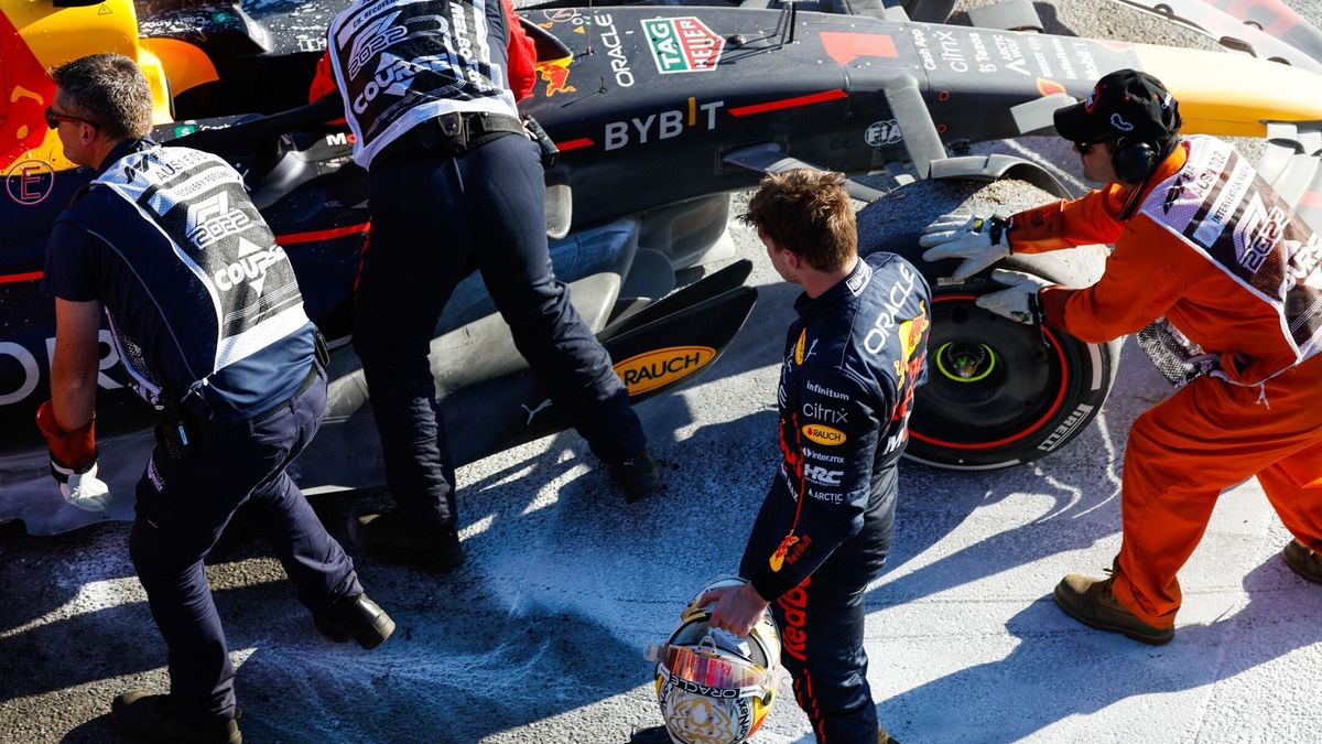 Max Verstappen nach seinem zweiten Ausfall im dritten Saisonrennen 2022
