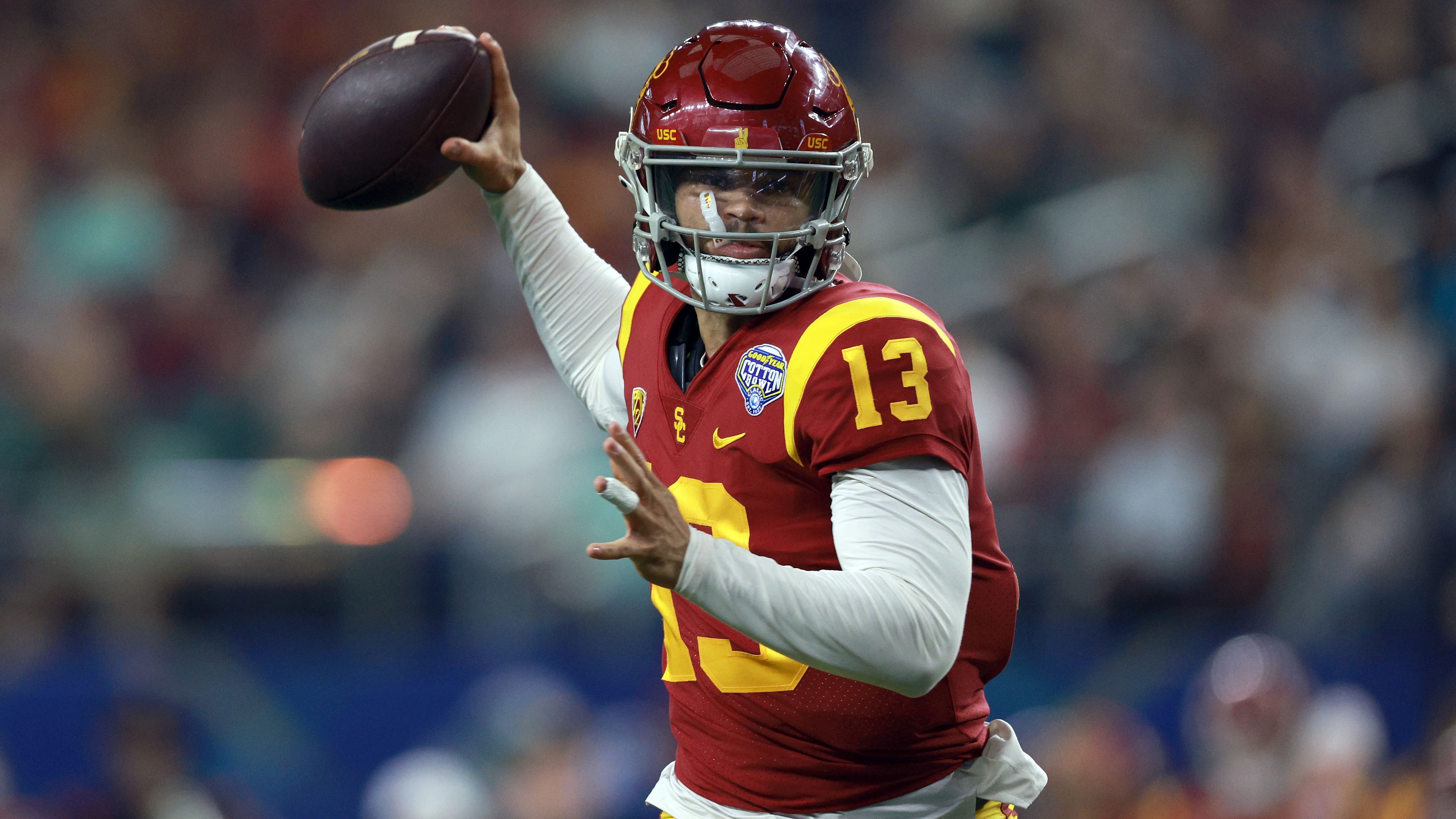 
                <strong>Caleb Williams (USC Trojans)</strong><br>
                Womöglich richten die Ravens ihren Blick aber auch auf den Draft im kommenden Jahr. Caleb Williams von der USC gilt als aussichtsreichster Quarterback in der Klasse 2024. Der 21-Jährige wurde nach der vergangenen Saison bereits mit der Heisman Trophy für den besten College-Spieler ausgezeichnet. Entsprechend viele Interessenten dürfte es im kommenden Jahr geben. Williams hat aber bereits eine Wunsch-Franchise in der NFL ins Auge gefasst. "Ich mag es, mit jungen Coaches zusammenzuarbeiten. Darum würde ich am liebsten von den Miami Dolphins gedrafted werden", erklärte der Nachwuchs-Quarterback gegenüber dem "People Magazine".
              