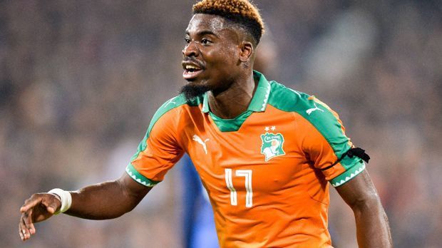 
                <strong>Serge Aurier</strong><br>
                Position: AbwehrVerein: Paris St. GermainNation: Elfenbeinküste
              