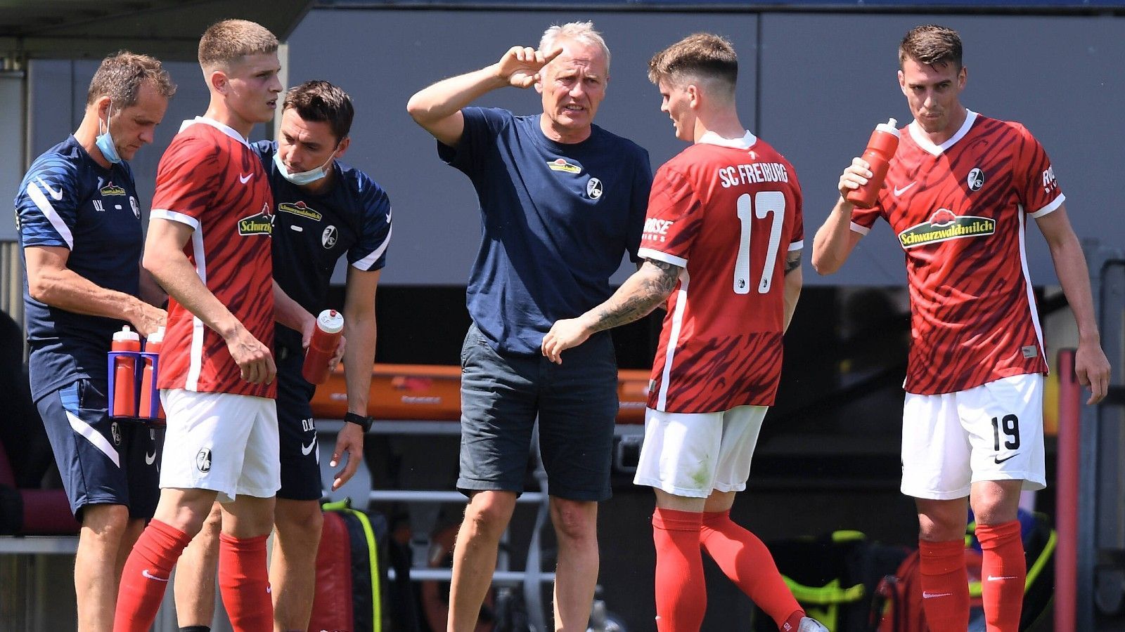 
                <strong>Platz 6: SC Freiburg</strong><br>
                Die Freiburger um Trainer-Legende Christian Streich heimsen 32 Prozent ein.
              