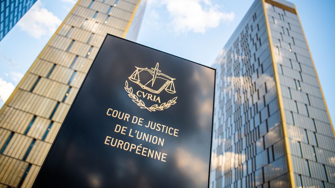 Der&nbsp;Europäische Gerichtshof, französisch "Cour de Justice de l'Union Européenne" im Europaviertel in Luxemburg.