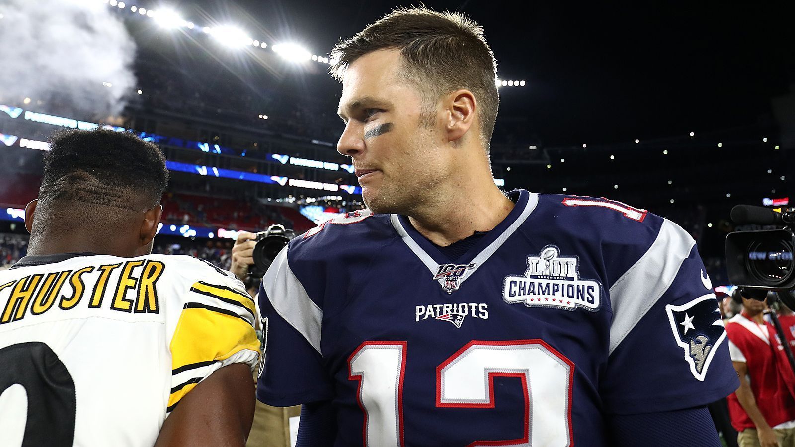 
                <strong>Pittsburgh Steelers</strong><br>
                Tom Brady vs. Pittsburgh Steelers: 12 Siege, 4 Niederlagen
              
