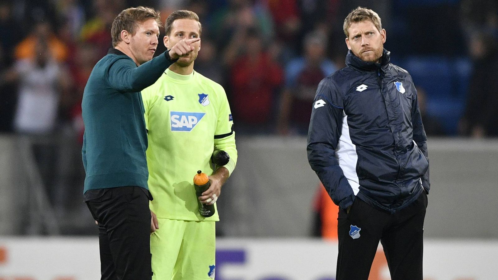 
                <strong>Rechner hat Baumann zum DFB-Keeper entwickelt</strong><br>
                Rechner, der in der Branche für seine sehr modernen Trainingsinhalte geschätzt wird, entwickelte im Laufe der Jahre als Torwarttrainer der TSG unter anderem Oliver Baumann entscheidend weiter. Der 32-Jährige brachte es nicht zuletzt dank der Arbeit mit Rechner bis ins DFB-Team. 
              