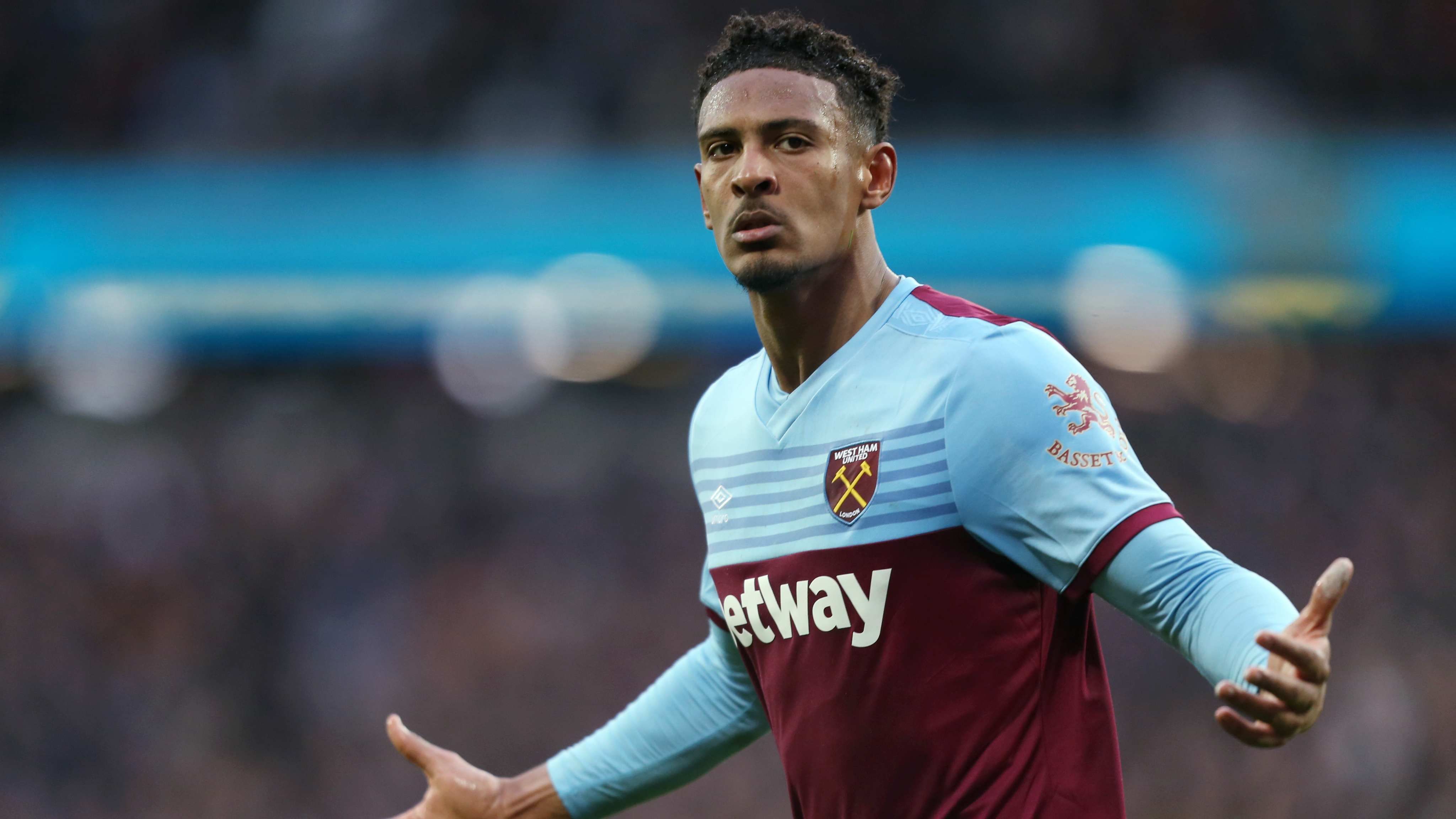 
                <strong>Platz 9 - West Ham United</strong><br>
                Transferausgaben seit 1992: 796,13 Millionen EuroTeuerster Spieler: Sébastien Haller - Ablösesumme 40 Millionen Euro von Eintracht Frankfurt (Quelle: transfermarkt.de)Zeitpunkt des Transfers: August 2019
              