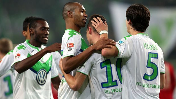 
                <strong>VfL Wolfsburg</strong><br>
                VfL Wolfsburg: Sechs Spiele, fünf Siege, ein Remis (14:5 Tore). Die Niedersachsen sind in der Bundesliga im eigenen Stadion noch ungeschlagen.
              