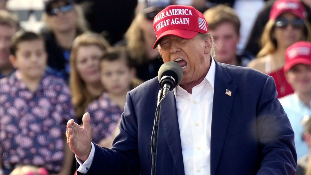 Trump spricht sich für ein Abtreibungsverbot aus.